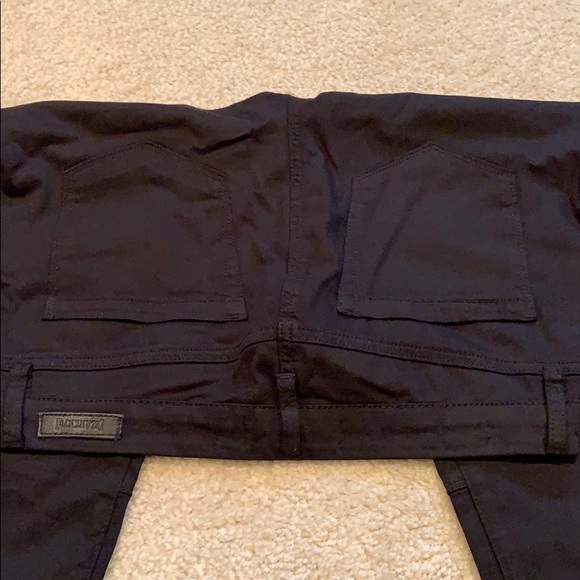 BlankNYC zipper jeans - Picture 6 of 8